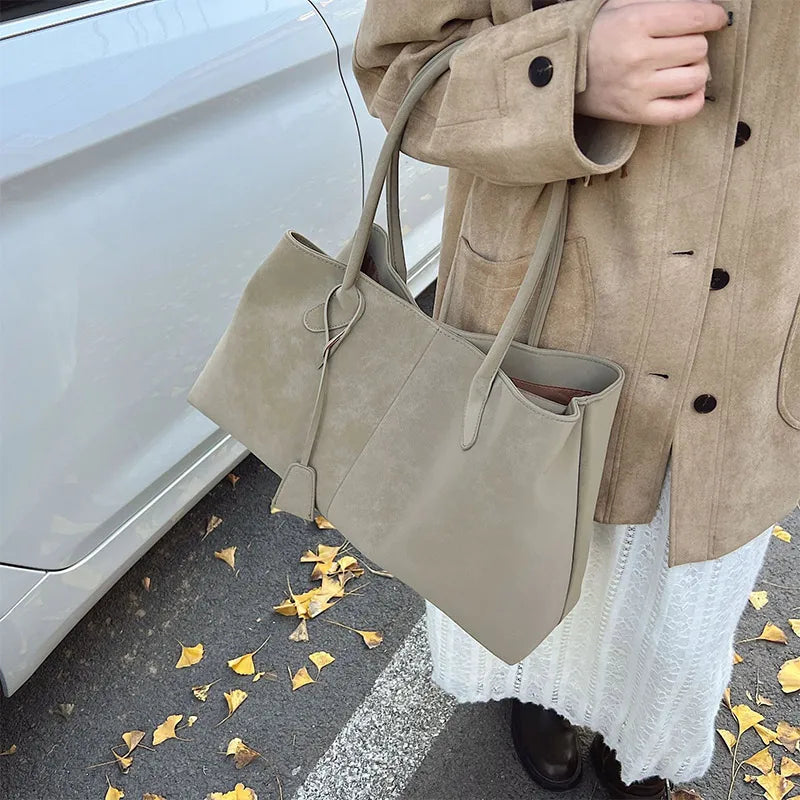 Kensington Tote Knot Bag